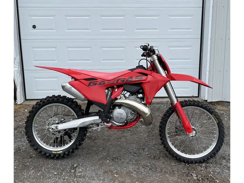 2025 GASGAS MC 300