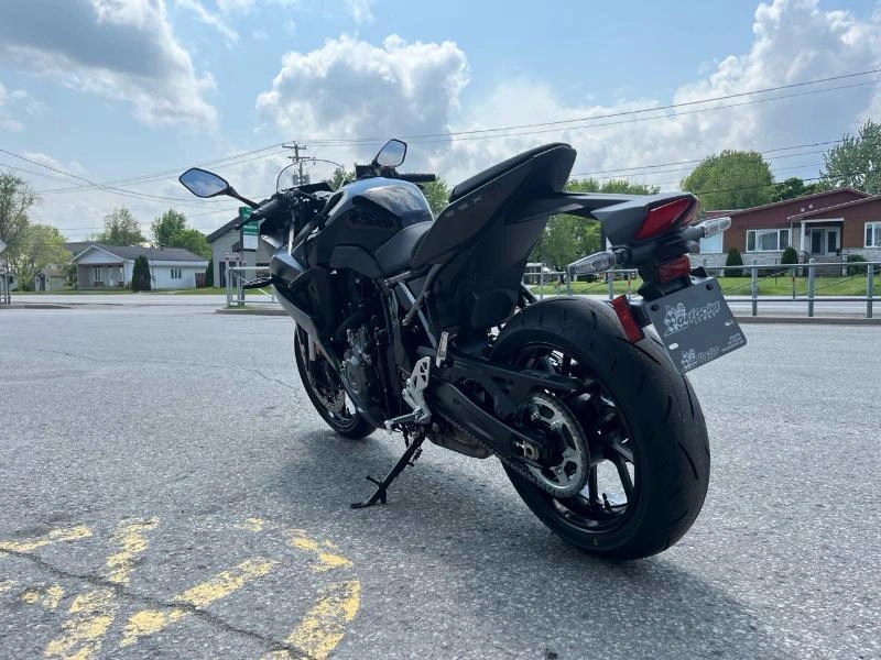 Suzuki Gsx-8r 2025 alt