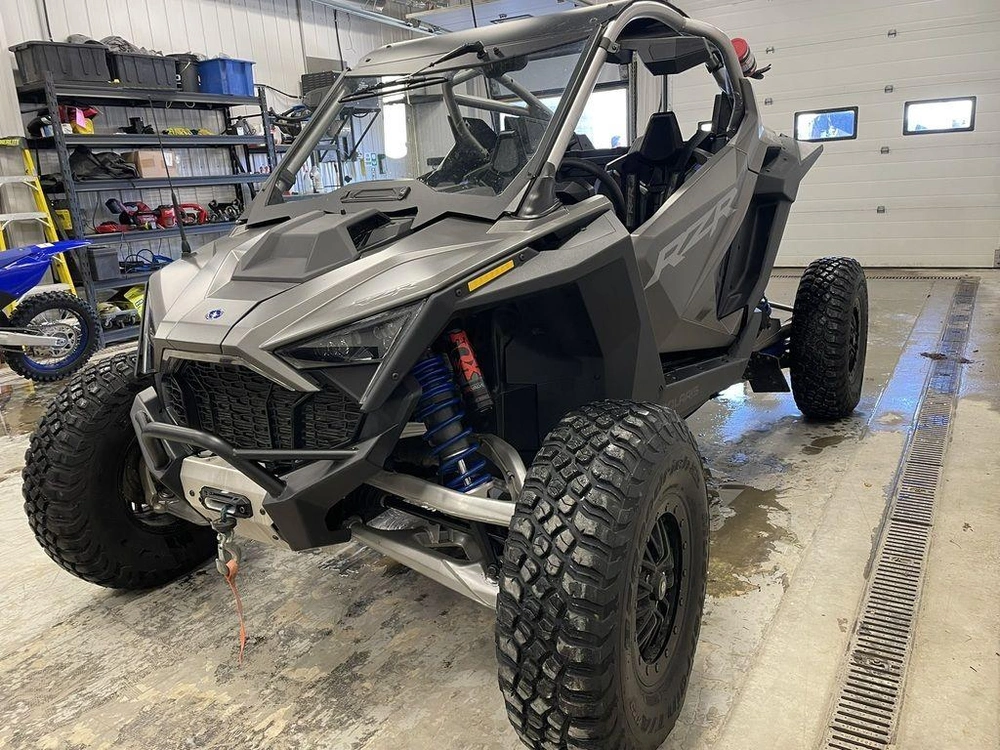 2024 Polaris Rzr Pro R Ultimate alt