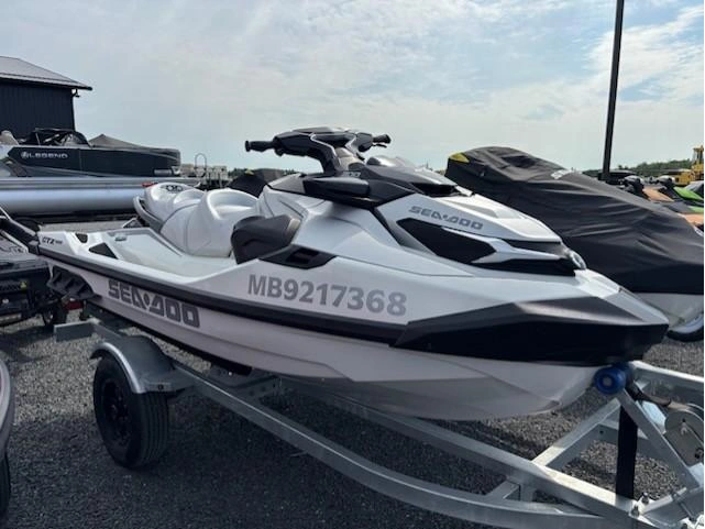 2024 Sea-doo Pwc Gtx Ltd 300 Aud Wh Ibr Idf 24 alt