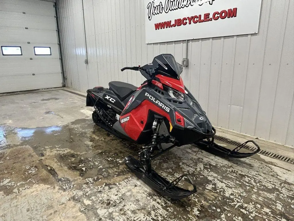 2024 Polaris 650 Indy XC 129 Indy Red 