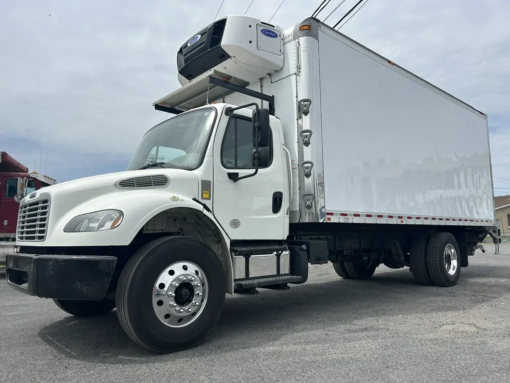 Freightliner M2-106 2019