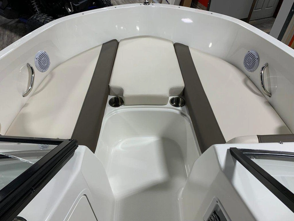 2023 Bayliner Element 21 alt