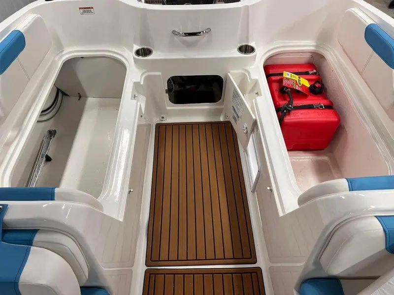 Bayliner 180 - EL 2023