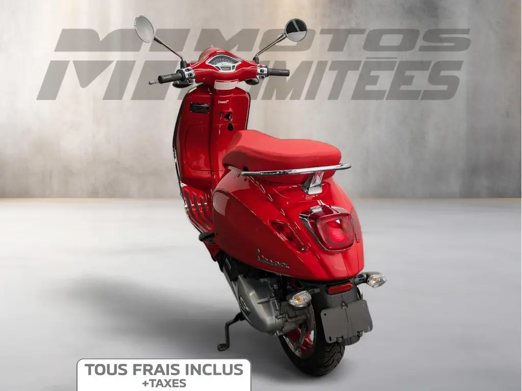 2022 Vespa Primavera 150 Red