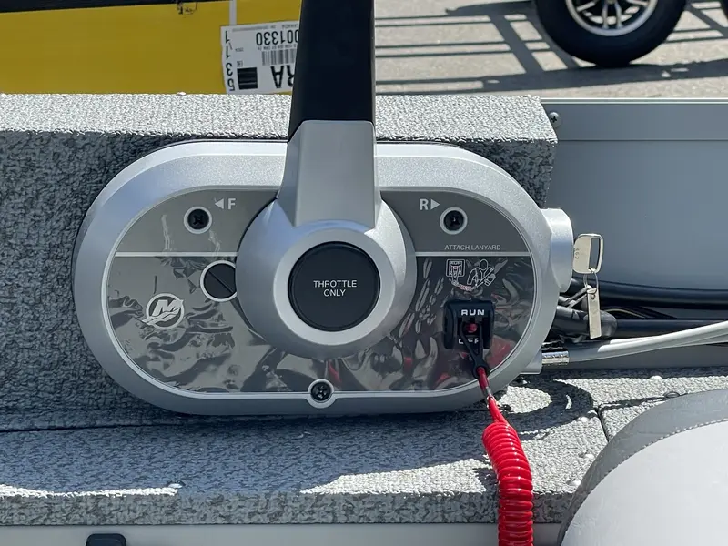 Smokercraft Angler 16 SC 2023