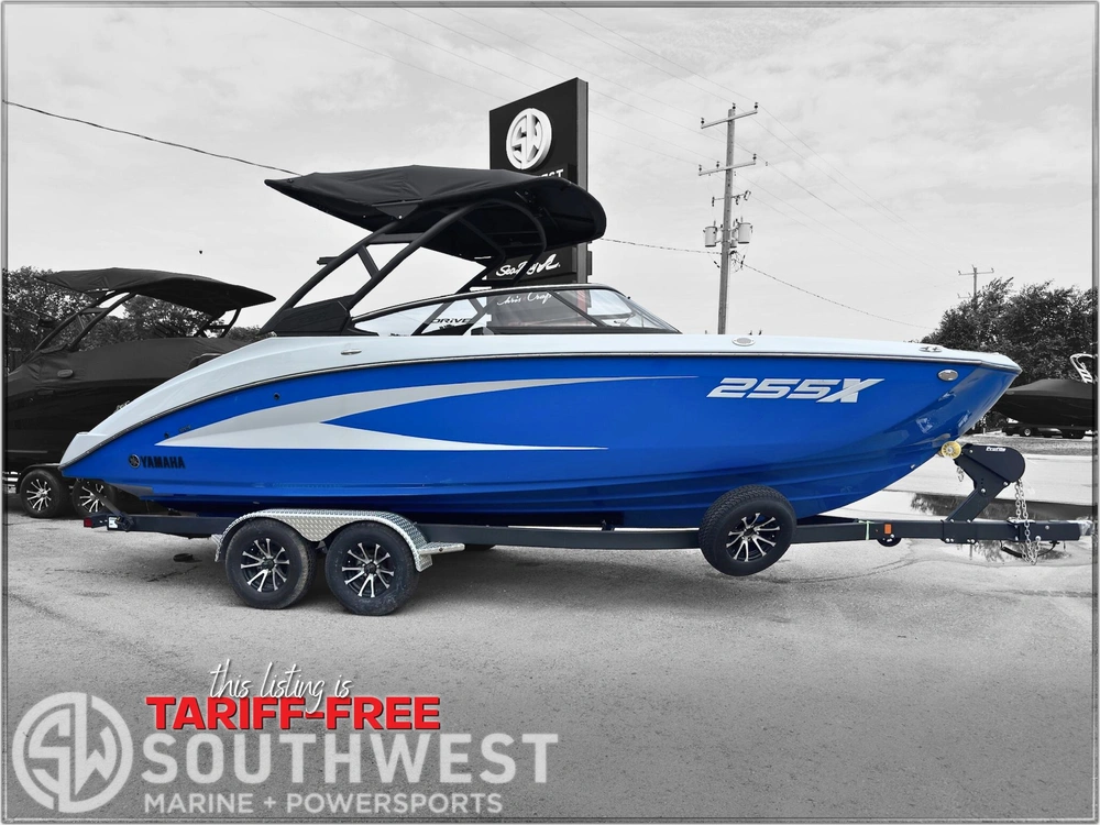 2025 Yamaha 255xd + $2,500 Water Package! 3.99% Financing & No Luxury Tax alt