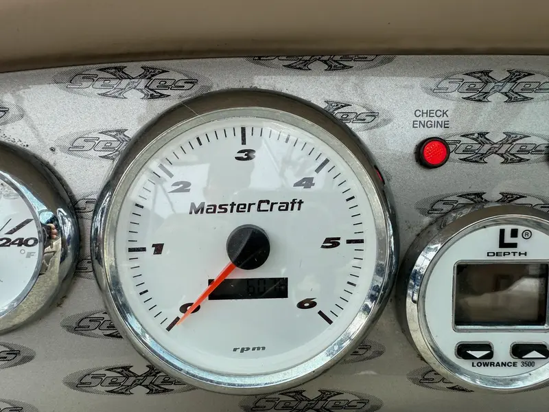 Mastercraft X10 2002