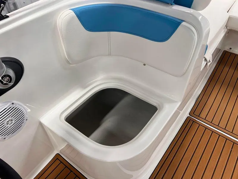 Bayliner 180 - EL 2023