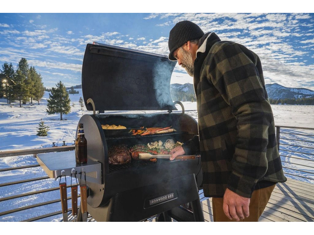 2025 Traeger Ironwood 885 International & Pellet Sensor alt