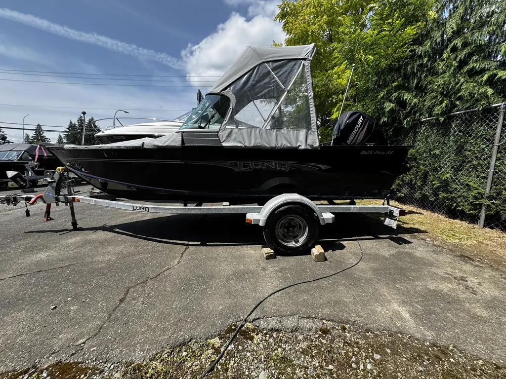 2016 Lund Boat Co 1625 FURY BOAT PACKAGE W/ME50  & TRAILER