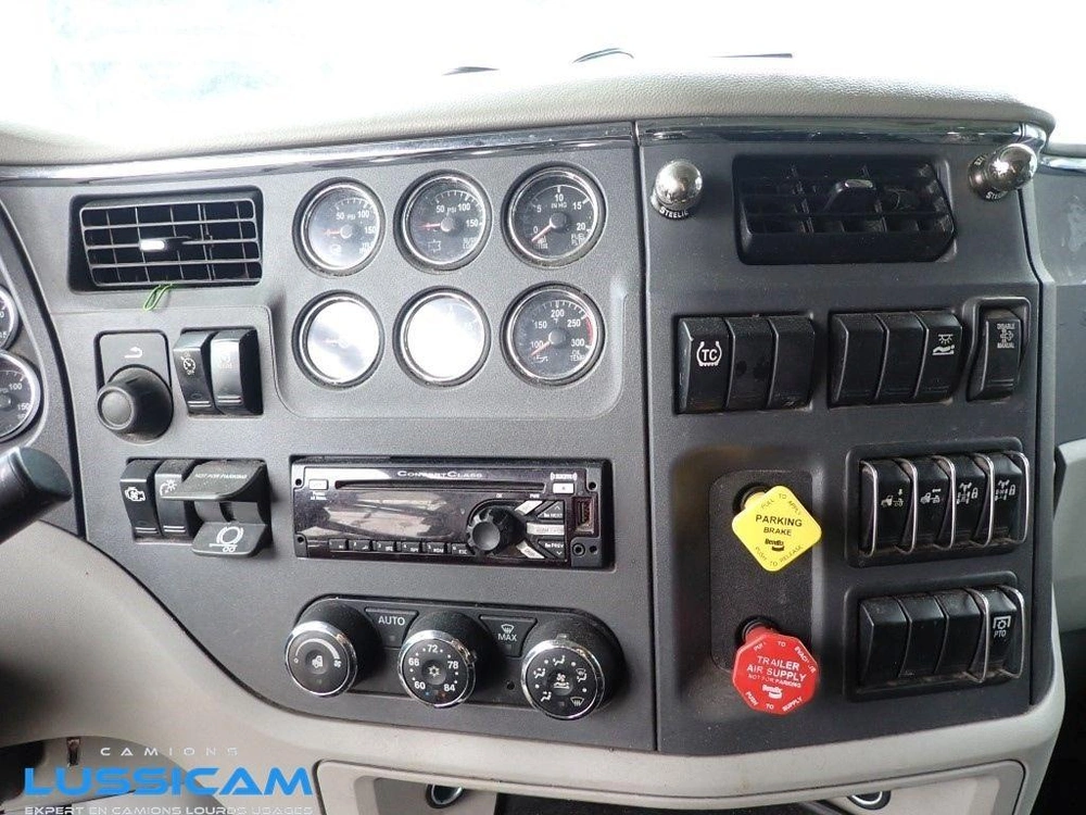 Peterbilt 579 2020
