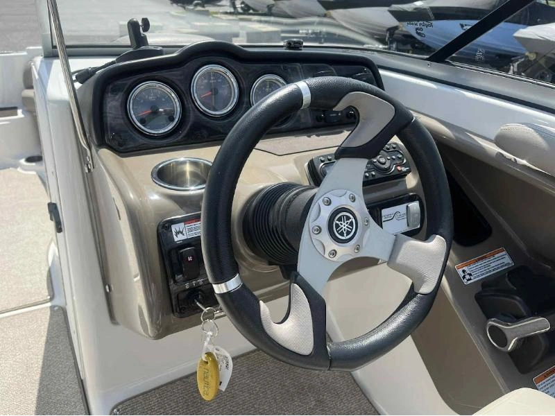 Yamaha 242 Ltd S 2010 alt