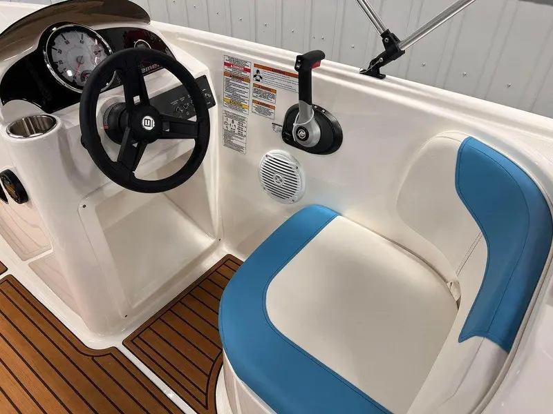 Bayliner 180 - EL 2023