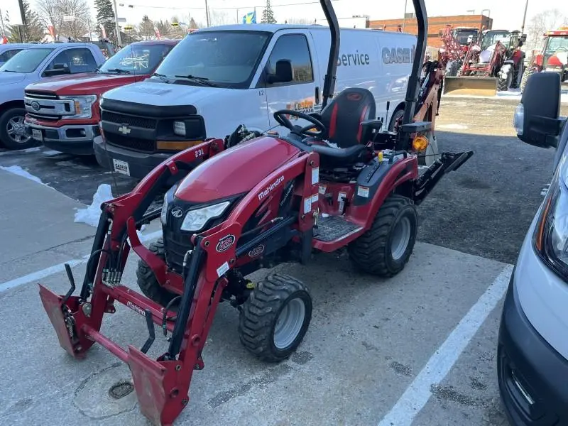 2021 Mahindra Emax20S ROPS