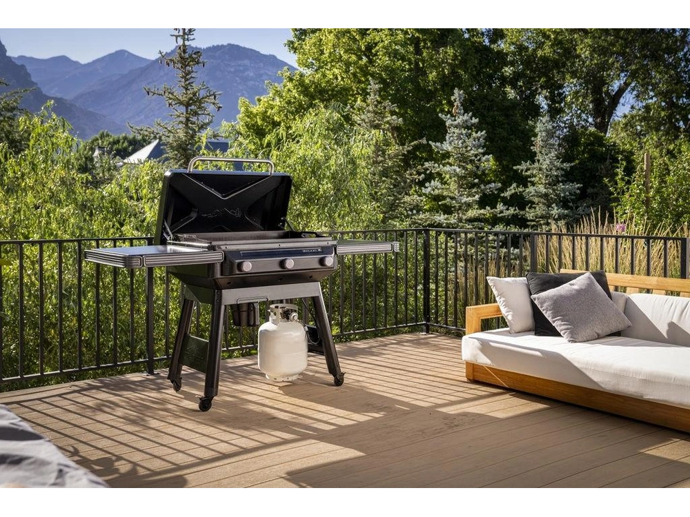 2025 Traeger Flatrock alt