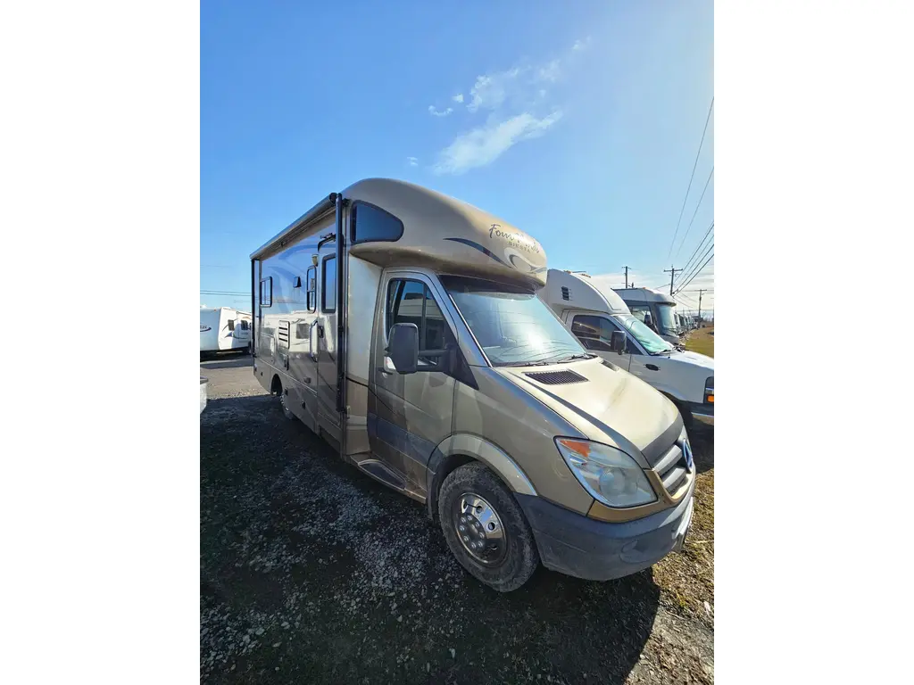 COACHMEN SIESTA 24SA