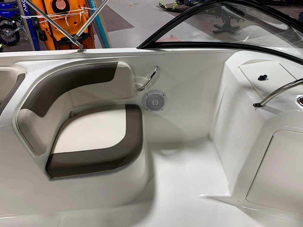 2023 Bayliner Element 21 alt