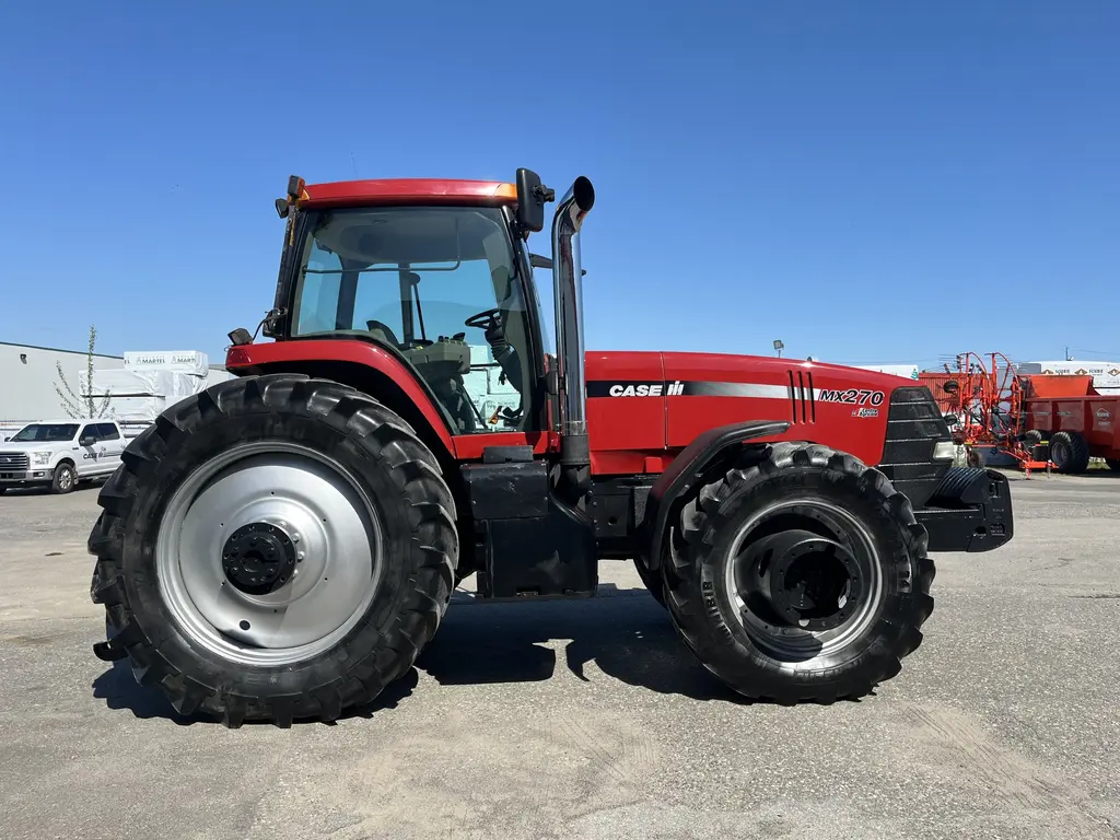2001 Case IH MX270