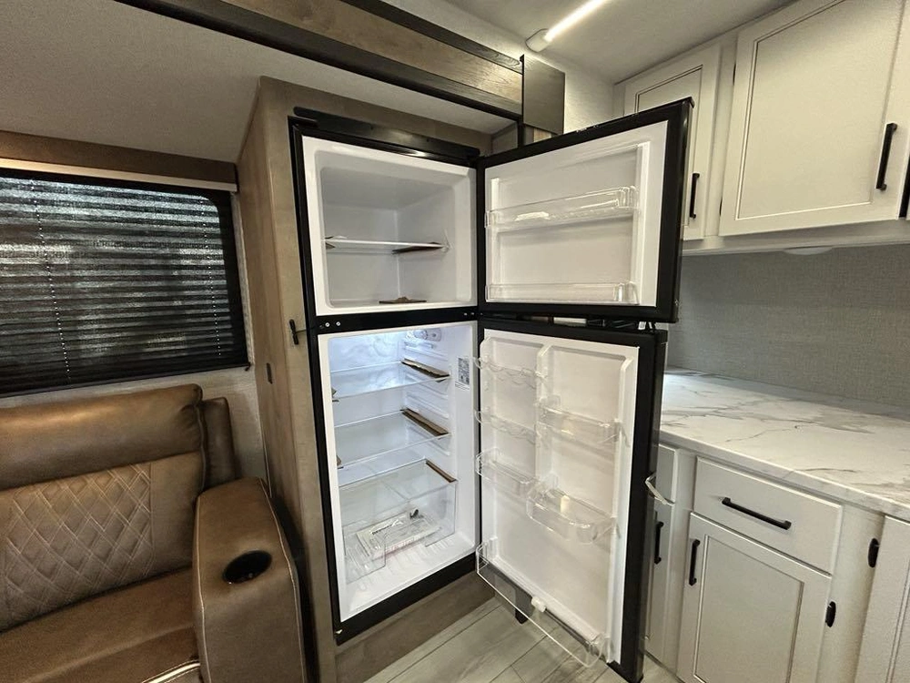 Keystone Rv Springdale 241fk 2025 alt