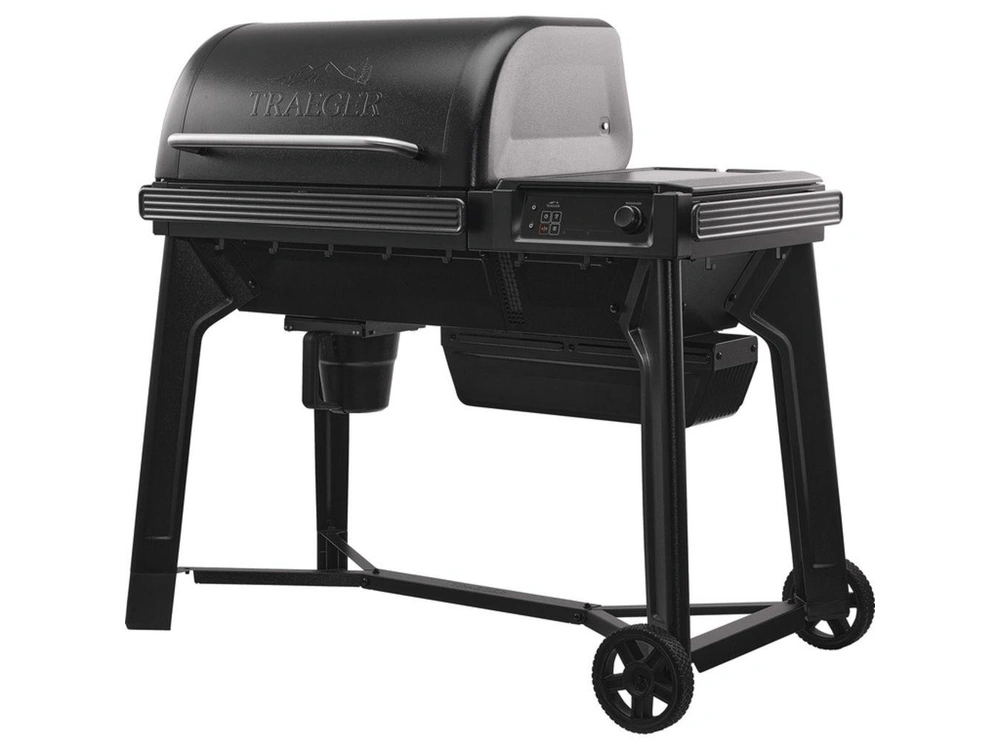 2025 Traeger Woodridge alt