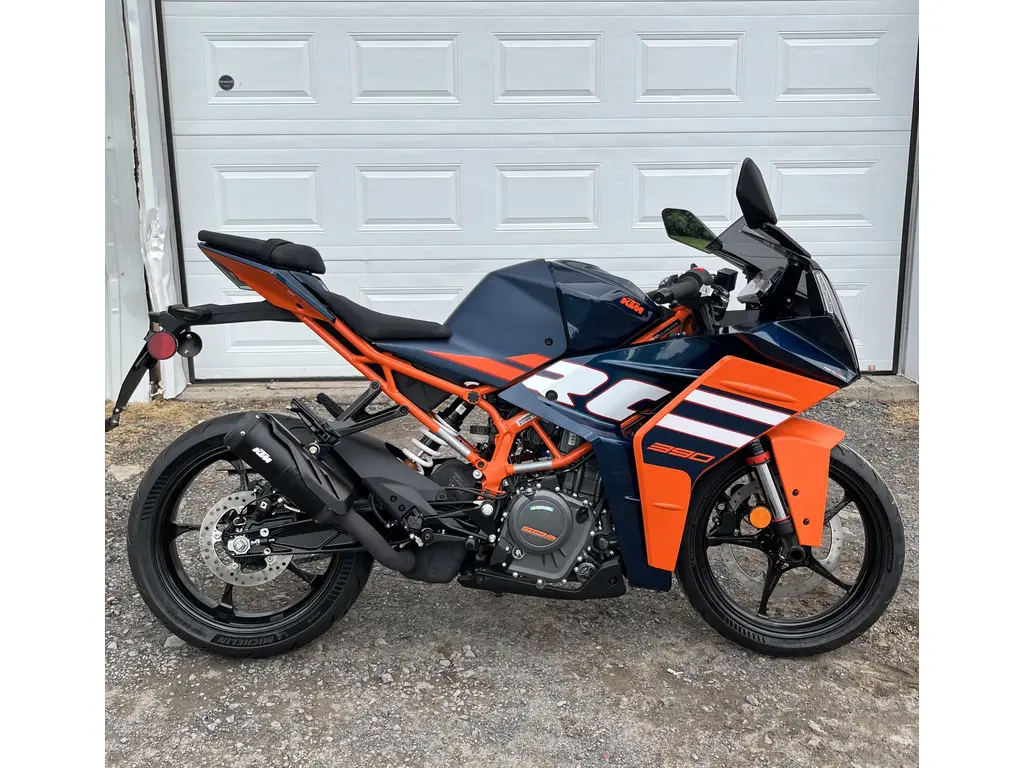 KTM RC 390  2024