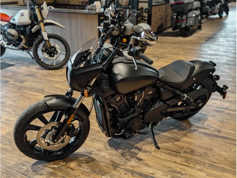 2025 Indian Motorcycle Sport Scout Sixty Limited // Black Smoke