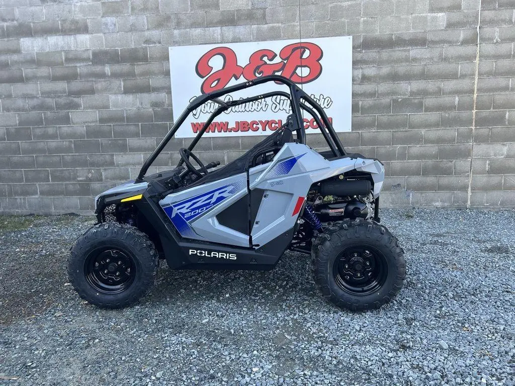 2025 Polaris RZR 200 EFI 