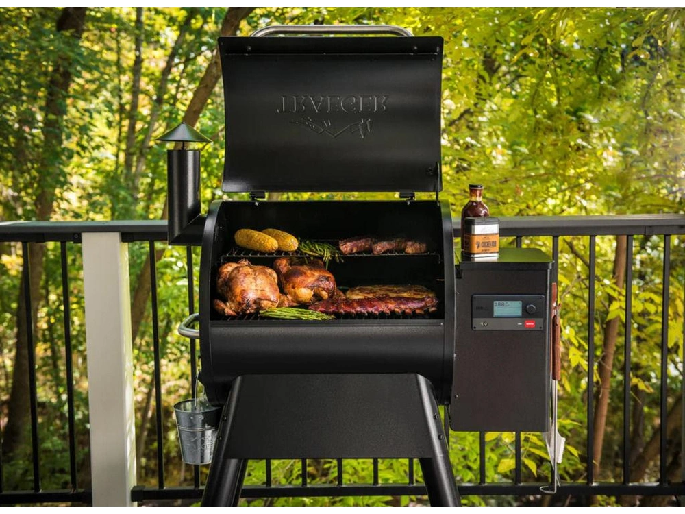 2024 Traeger Pro 575 alt