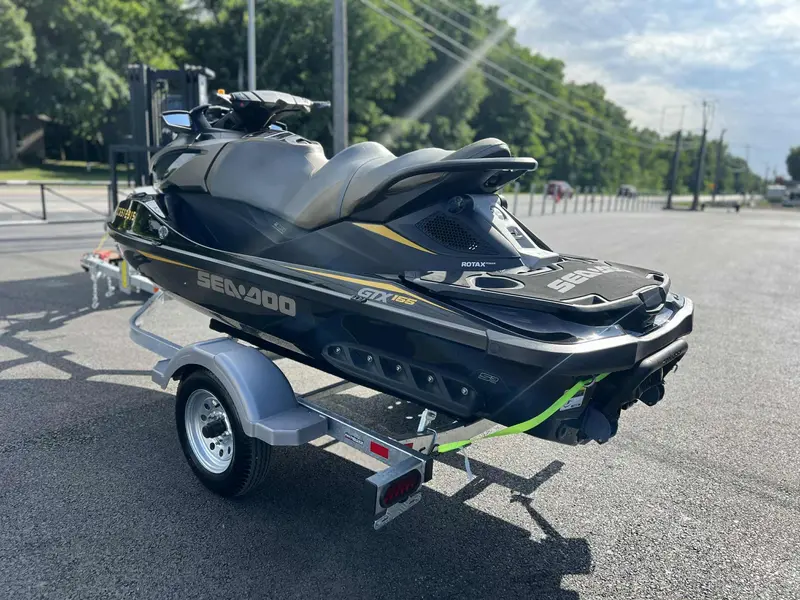 2017 SEADOO GTX 155 S **SUSPENSION INTELLIGENTE!**