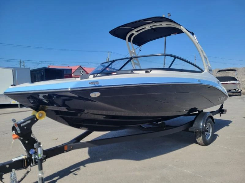 2025 Yamaha 195s alt
