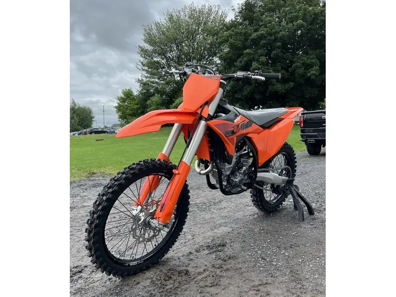2025 KTM 250 SX-F thumbnail 6