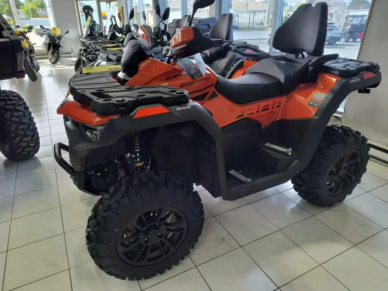 2025 CFMOTO CFORCE 800 TOURING