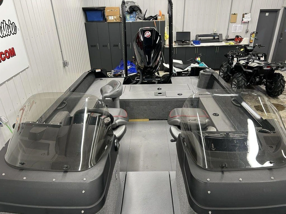 2023 Princecraft Xpedition 200 Dc Black alt