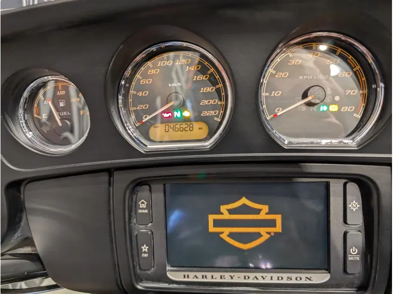 2018 Harley-Davidson FLHTCU