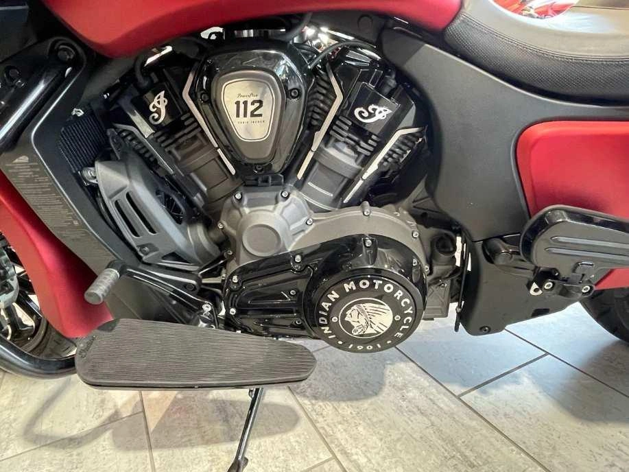 Indian Motorcycle Challenger Dark Horse With Powerband Audio Package 2024 alt