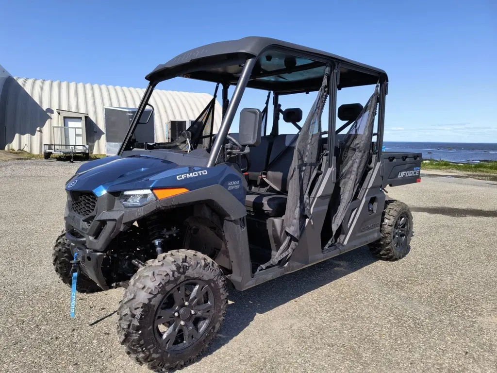 CFMOTO UFORCE 800XL  2025