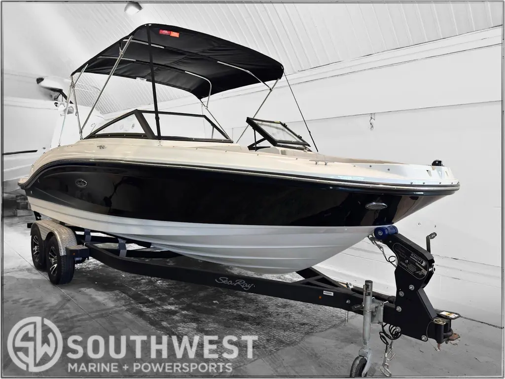 2024 Sea Ray SPX210