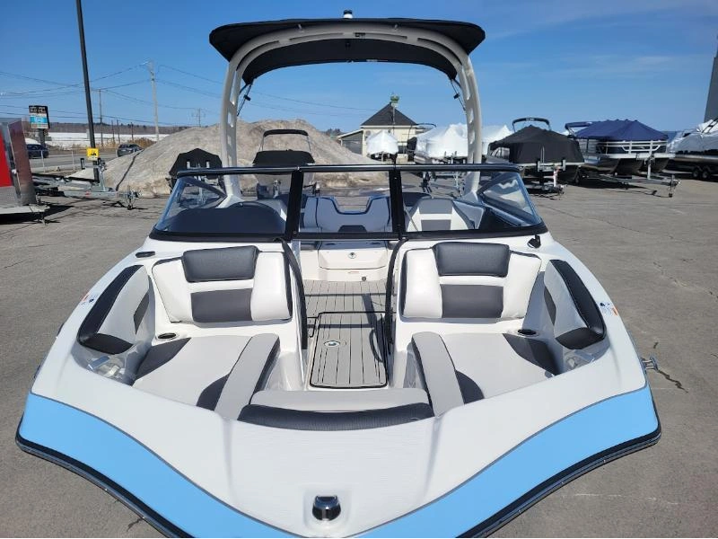 2025 Yamaha 195s alt