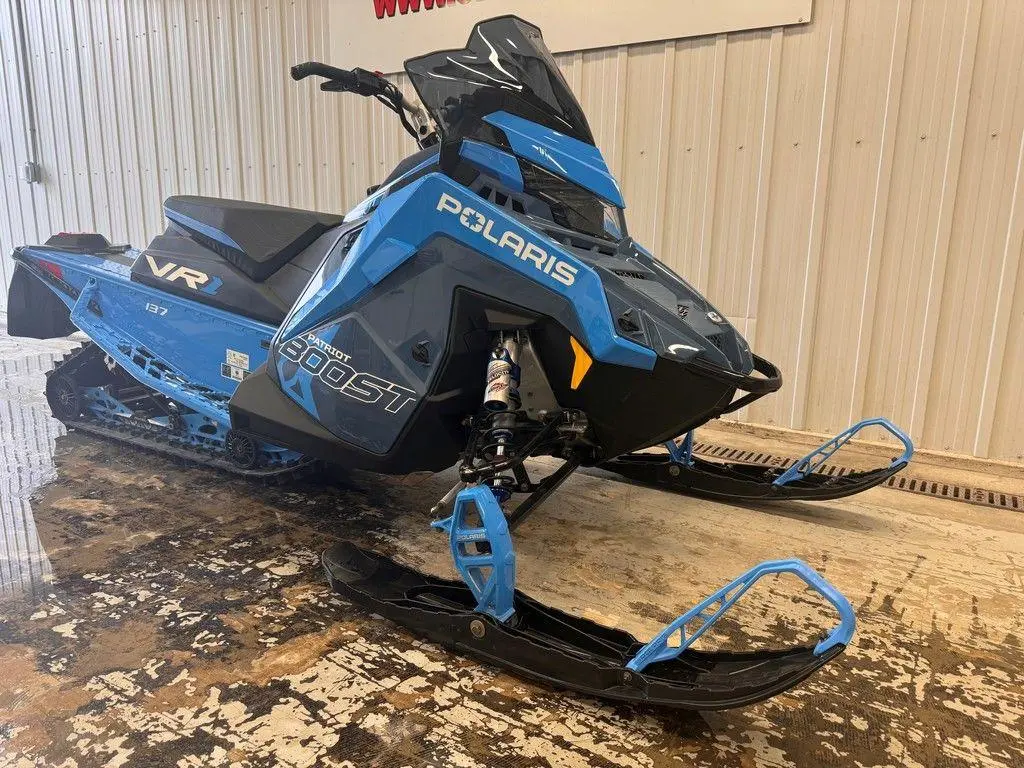 New 2024 Polaris Patriot Boost Indy VR1 137 Zenith Blue in