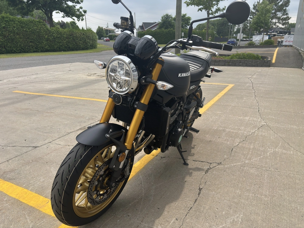 2025 Kawasaki Z900rs Se alt