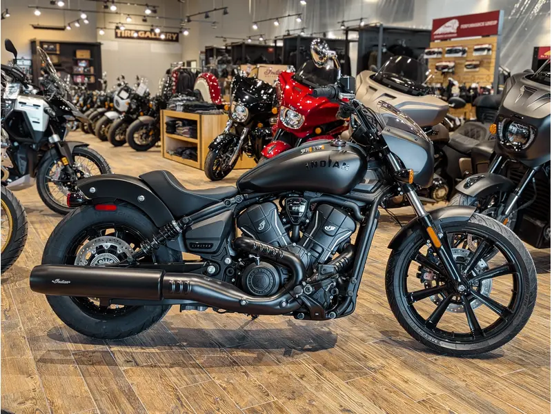 2025 Indian Motorcycle Sport Scout Sixty Limited // Black Smoke