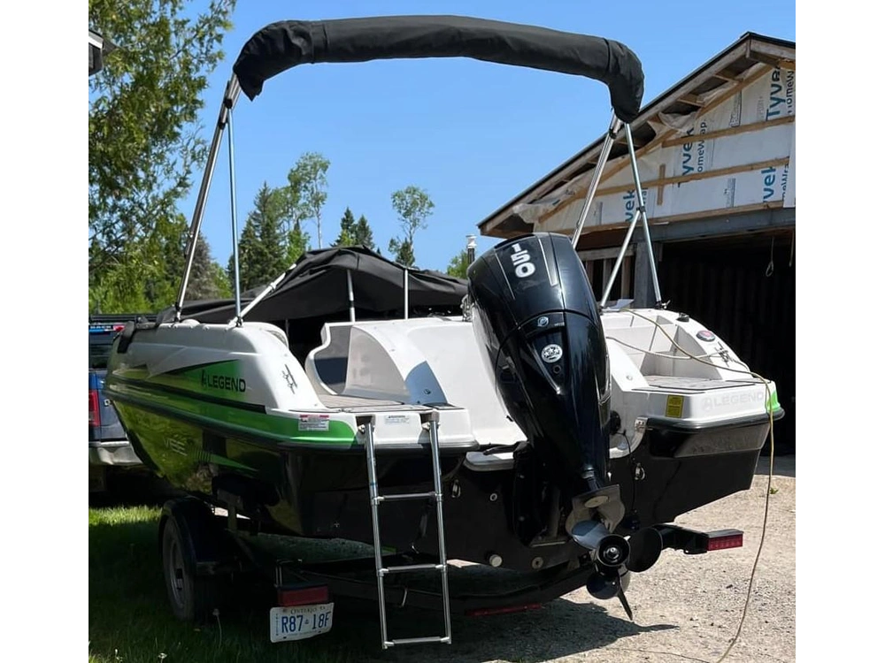 2018 Legend Boats Vibe D20 alt