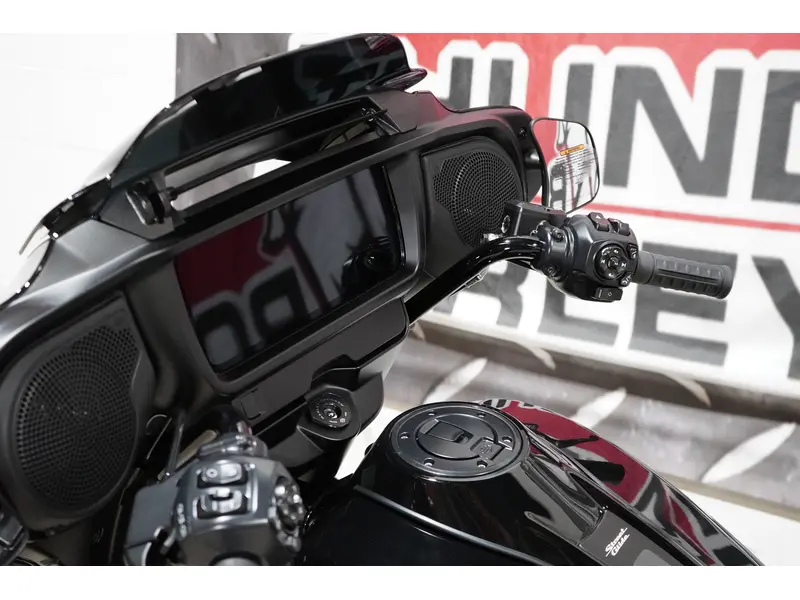 2025 Harley-Davidson FLHX STREET GLIDE