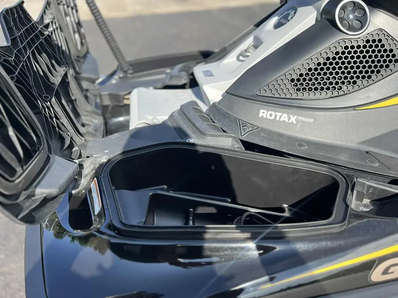 2017 SEADOO GTX 155 S **SUSPENSION INTELLIGENTE!**