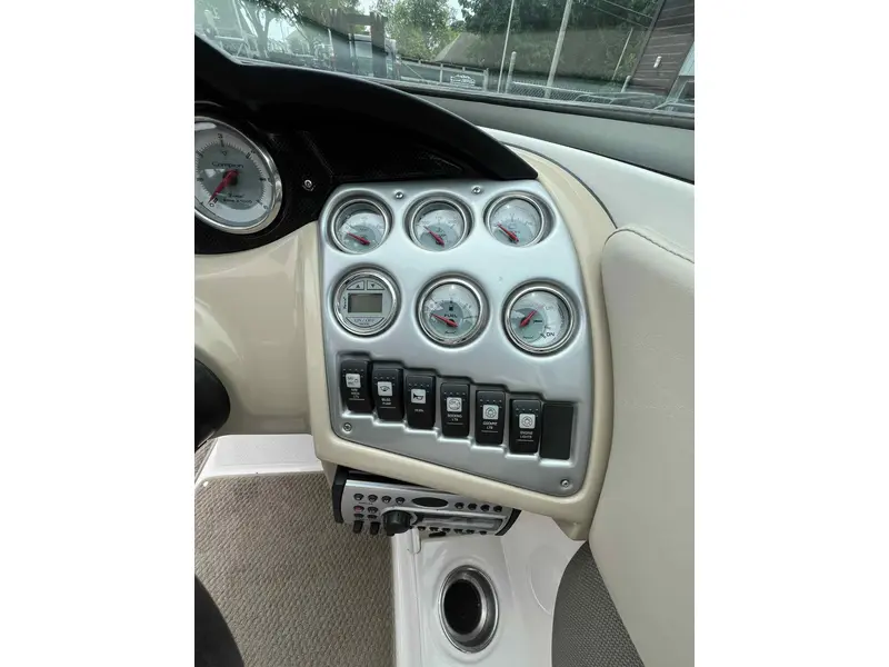 Campion ALLANTE 595 **MOTEUR MERCRUISER 350 MAG!!** 2007