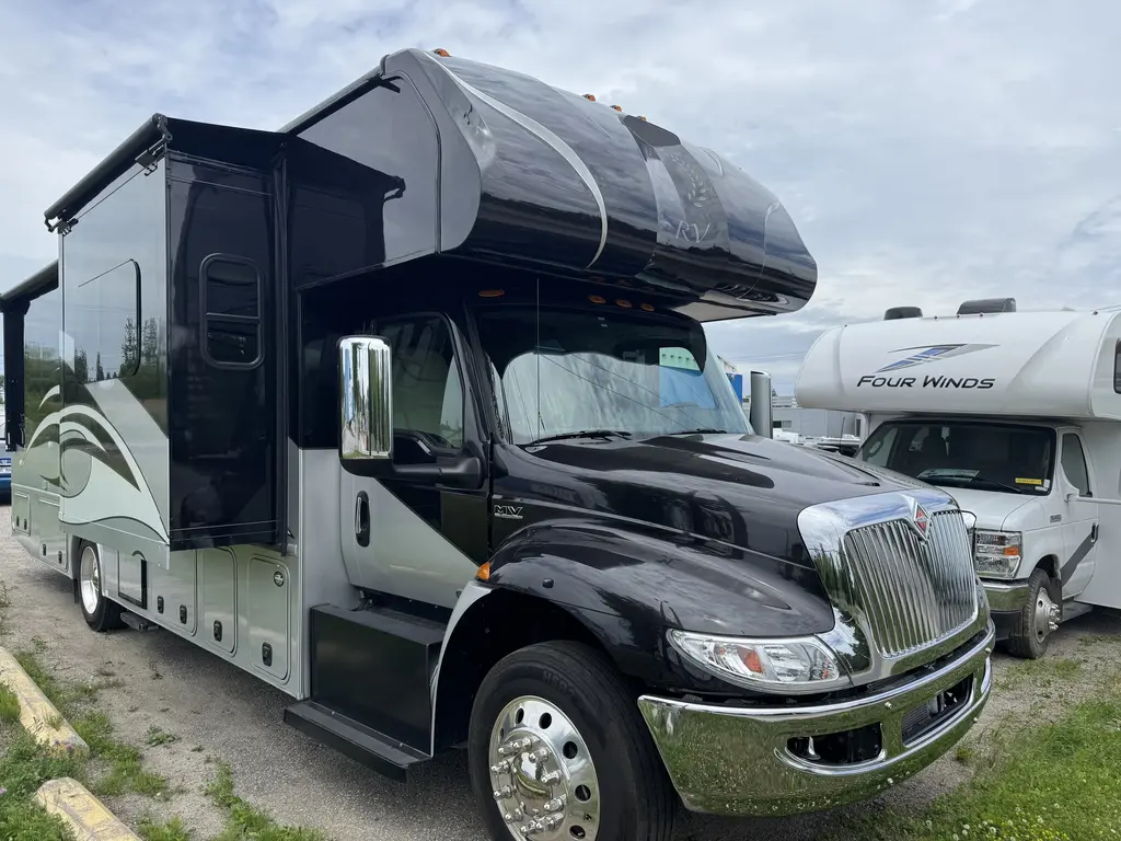 2022 Nexus RV NEXUS - 33W CUMMINS