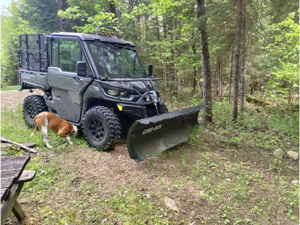 2023 Can-Am DEFENDER LIMITED