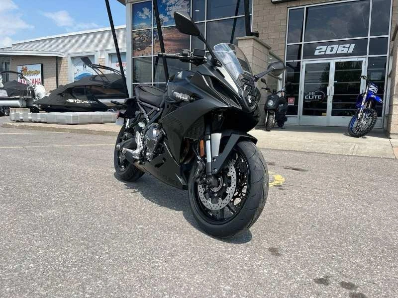 Suzuki Gsx-8r 2025 alt