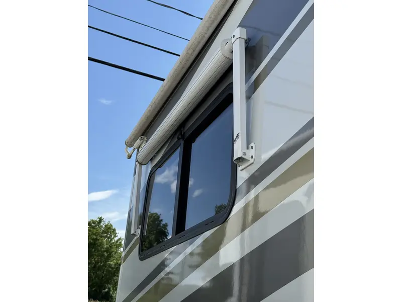 2009 Fleetwood ICON 24D thumbnail 8